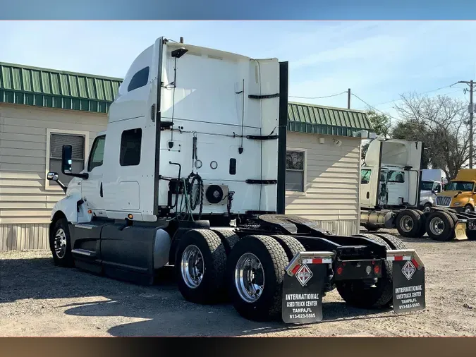2021 INT LT625 6x4