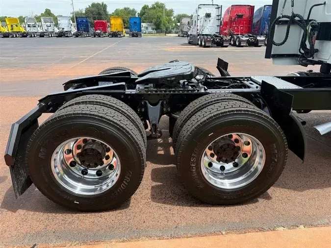 2021 INTERNATIONAL LT625