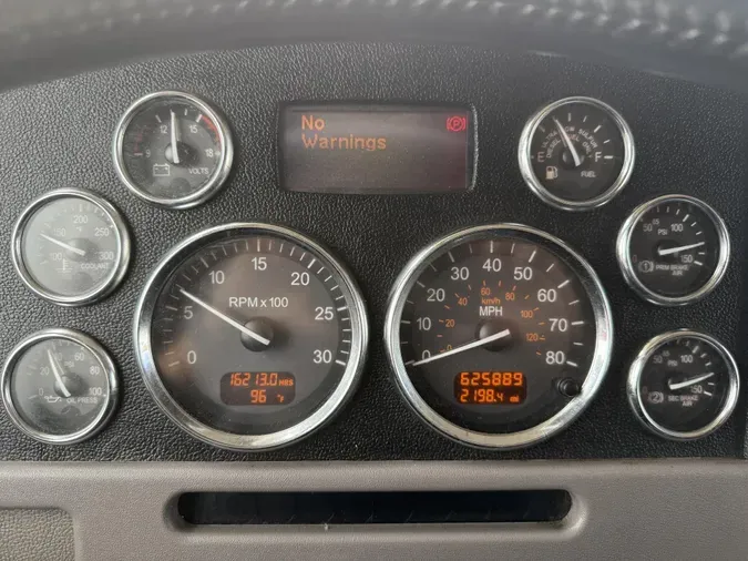 2019 Peterbilt 389