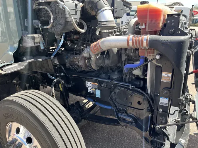 2021 Peterbilt 579c1ea849d08a35788ff28dedbe06d7237