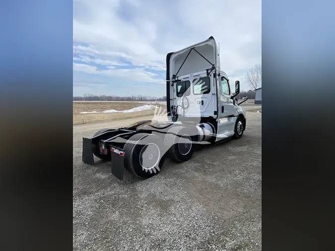 2019 FREIGHTLINER CASCADIA 126