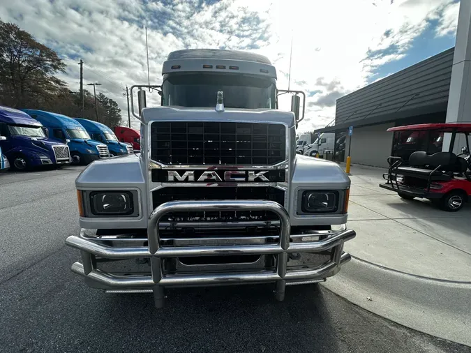 2022 Mack PIN64T