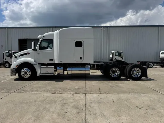 2022 Peterbilt 579c1ef957287c1c7c1668e41aec5710325