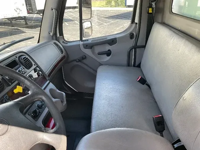 2018 Freightliner M2