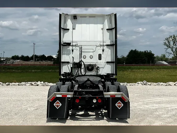 2021 INT LT625 6x4