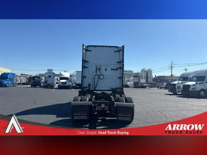 2021 FREIGHTLINER CA126