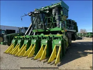2018 John Deere CP690