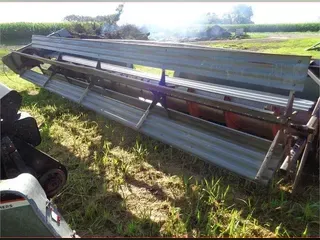 GLEANER 220