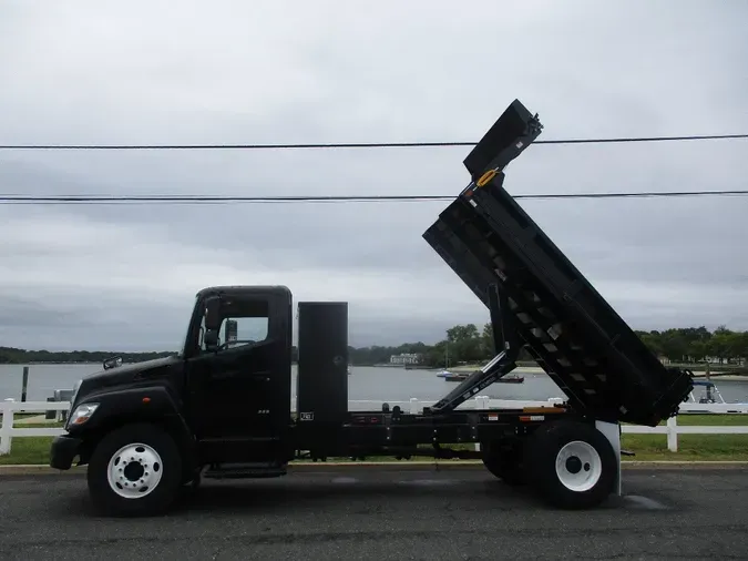 2013 HINO 338