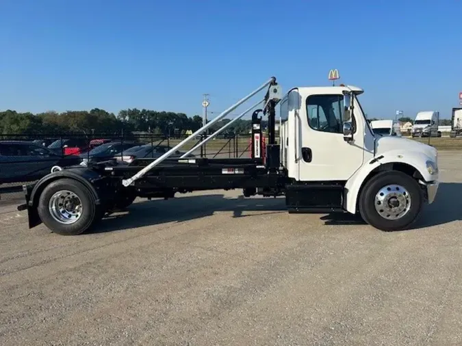 2019 Freightliner BUSINESS CLASS M2 106