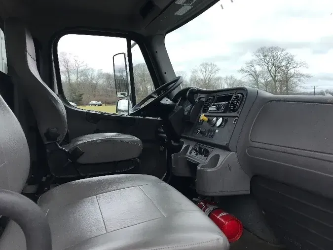 2019 Freightliner M2