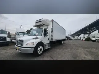 2019 FREIGHTLINER/MERCEDES M2 106