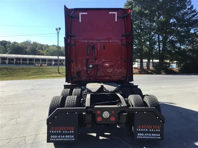 2020 FREIGHTLINER CASCADIA