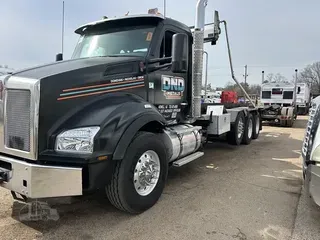 2015 KENWORTH T880