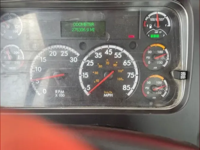 2016 FREIGHTLINER M2 112