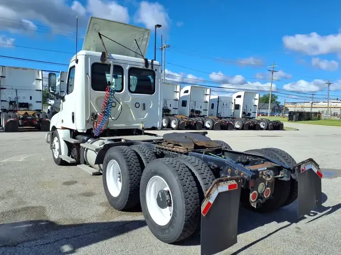 2019 FREIGHTLINER/MERCEDES NEW CASCADIA PX12664c20769fbfa6f8038cc3b0e76dcee36f6