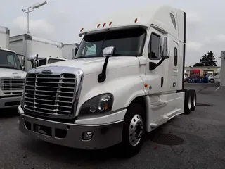 2018 FREIGHTLINER CASCADIA 125