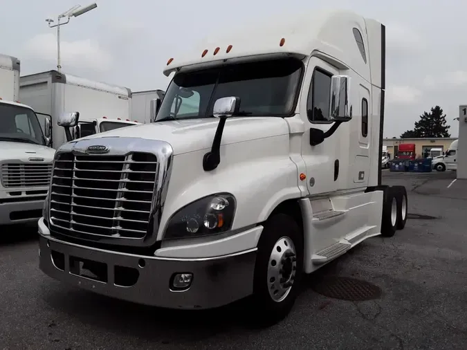 2018 FREIGHTLINER CASCADIA 125c20aec81d225af5fd679c01cdc9556f5