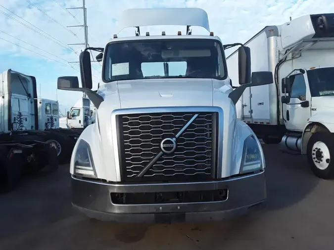 2019 VOLVO VNL64T-300c21128d5128602ca29f651482895b961