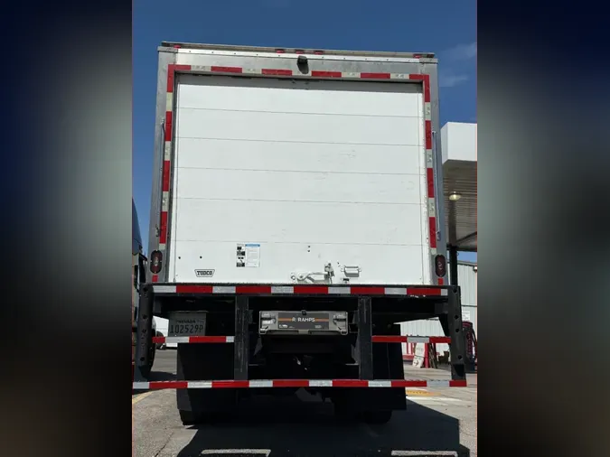 2019 FREIGHTLINER/MERCEDES M2 106