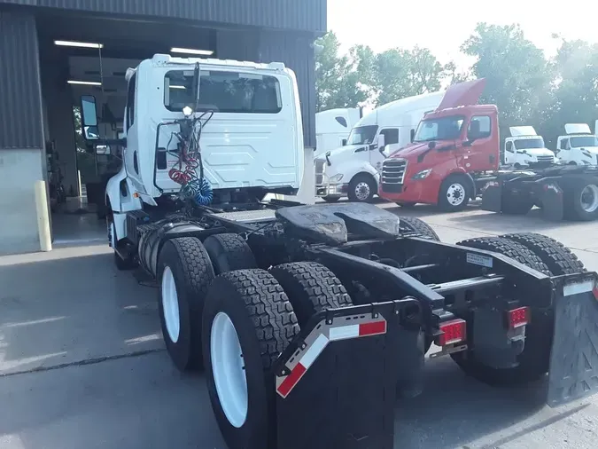 2019 NAVISTAR INTERNATIONAL LT625 DAYCAB T/A