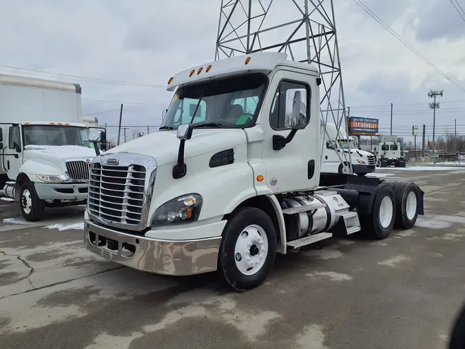 2018 FREIGHTLINER/MERCEDES CASCADIA 113c215903d04ec1126a3caec950621a048