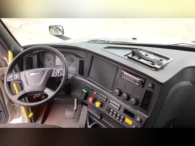 2024 Freightliner Cascadia