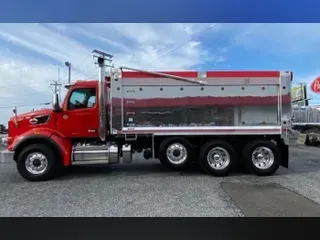 2025 Peterbilt 567