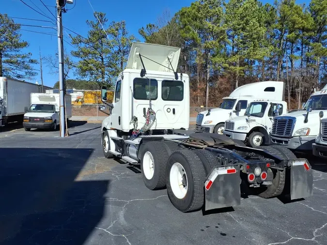 2020 FREIGHTLINER/MERCEDES NEW CASCADIA PX12664