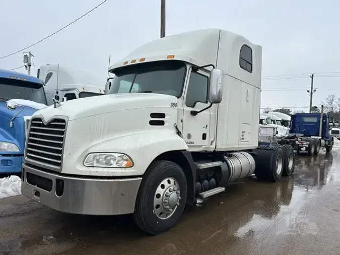 2011 MACK PINNACLE CXU613c22bab2a0ec9a81cbb78a0364bb8a594