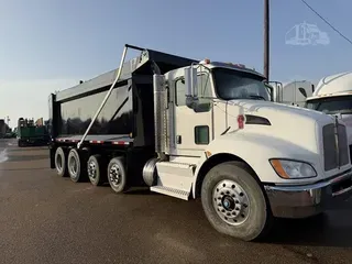 2015 KENWORTH T370