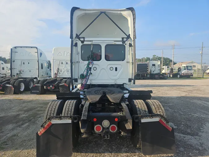 2019 FREIGHTLINER/MERCEDES NEW CASCADIA 126