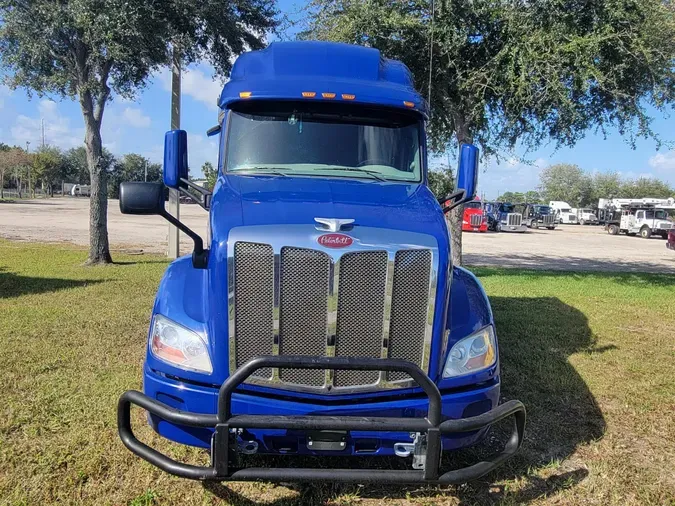 2021 Peterbilt 579