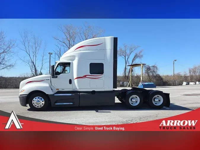 2022 INTERNATIONAL LT