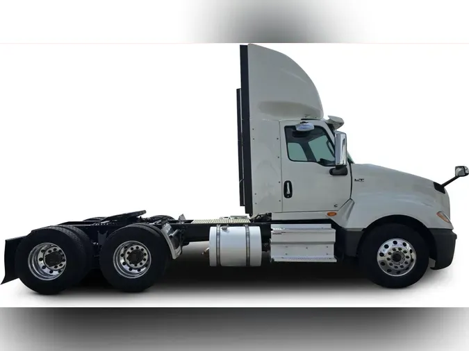 2020 International LT625c22df504ba56418d28435dc6b3c96c39