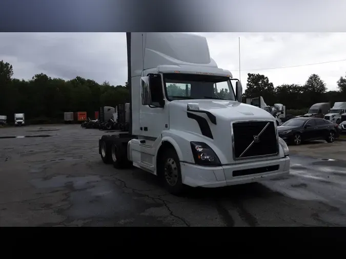 2018 Volvo VNL300c22eda1d926427d338483a7b93acf9af