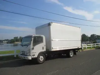 2017 ISUZU NPR-HD