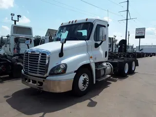 2020 FREIGHTLINER CASCADIA 125