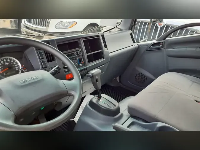 2019 ISUZU NPR