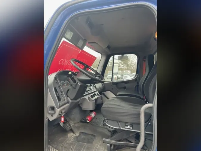 2019 FREIGHTLINER/MERCEDES M2 106