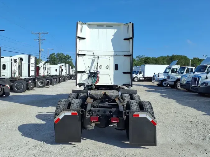 2020 NAVISTAR INTERNATIONAL LT625 SLPR CAB