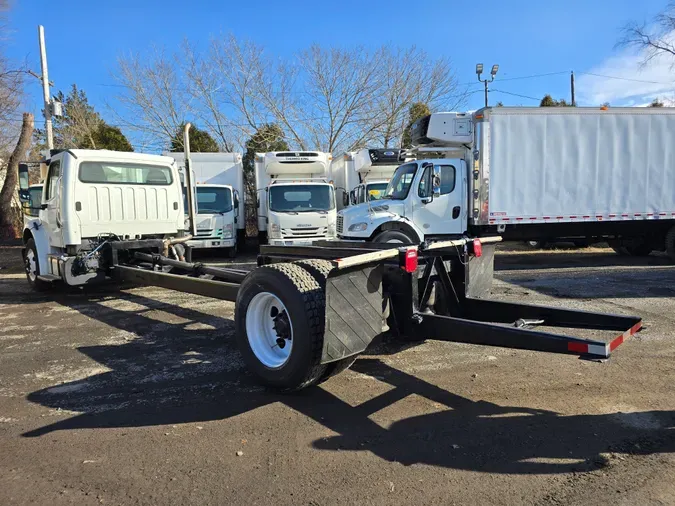 2017 FREIGHTLINER/MERCEDES M2 106