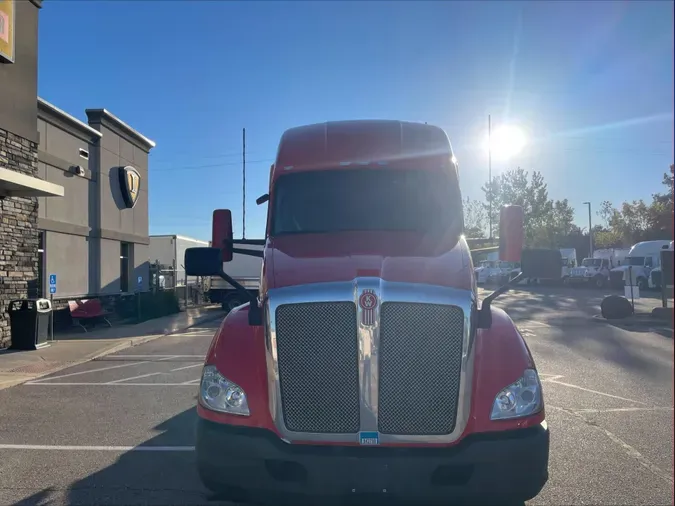 2022 Kenworth T680c249a036b2af3ee6d62e6c4d3e60f26e