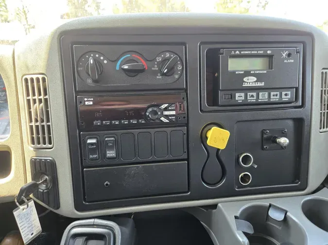 2017 International 4300-4X2