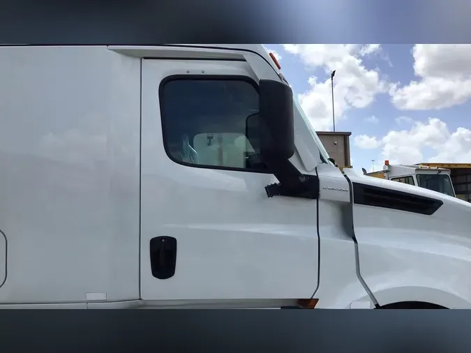 2021 Freightliner Cascadia