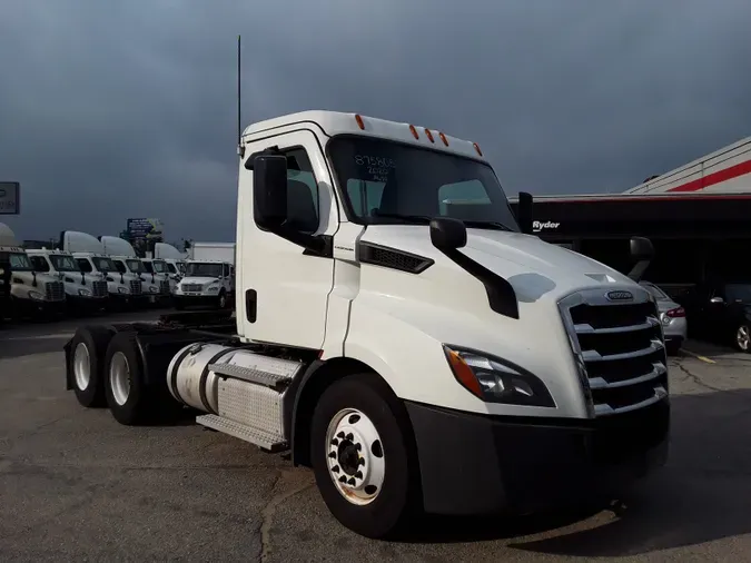 2020 FREIGHTLINER/MERCEDES NEW CASCADIA 116