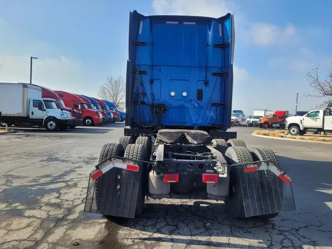 2022 International LT625c24fc98071025eceba1df8a247b9340d