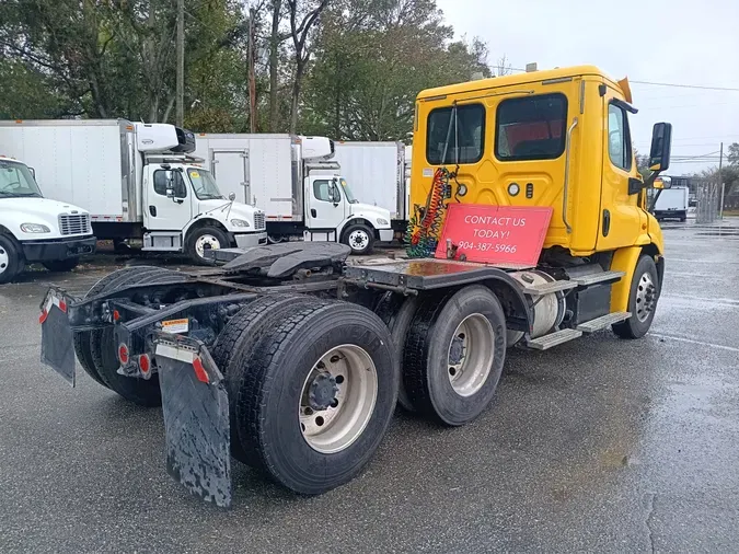 2018 FREIGHTLINER/MERCEDES CASCADIA 113