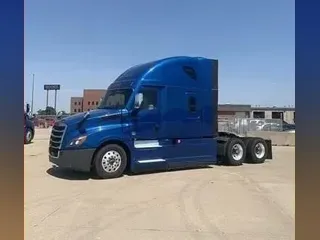 2023 FREIGHTLINER CASCADIA 126