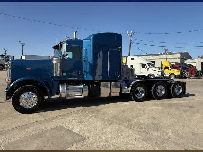 2022 Peterbilt 389c25db3673c2fff325260a9c86d49f50b